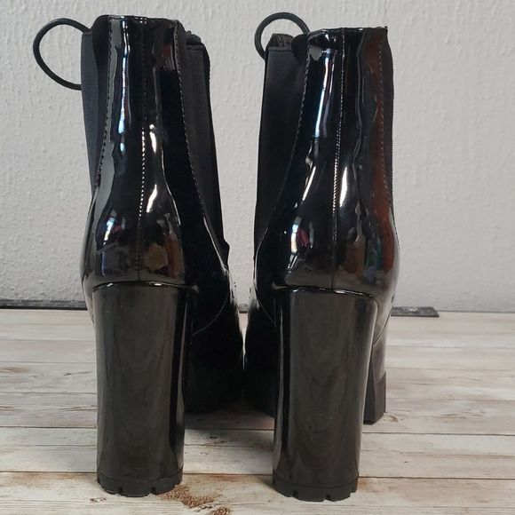 Fashion Nova Nelia Chunky Goth Lug Sole Platform Ankle Boots Shoes 8 Like New - Picture 3 of 12